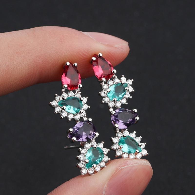 Water Drop Dazzling Zircon Party Gold Filled Fashion Stud Earrings for Women Colorful Crystal Earings 2020 New Luxury Jewelry
Water Drop Dazzling Zircon Party Gold Filled Fashion Stud Earrings for Women Colorful Crystal Earings 2020 New Luxury Jewelry