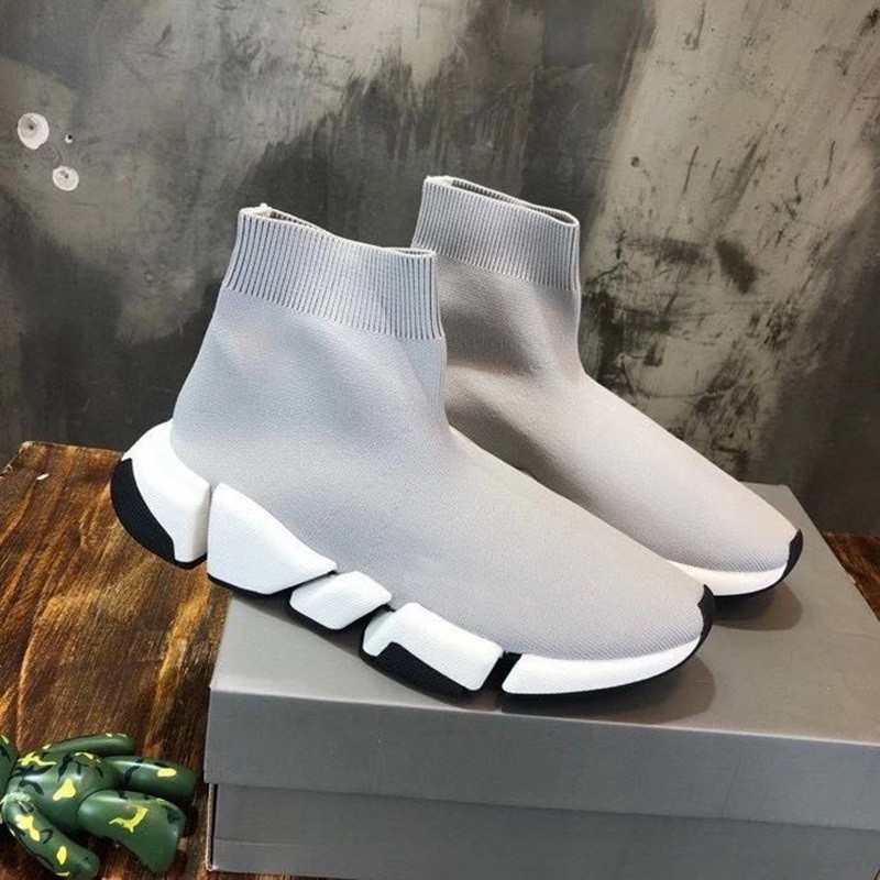 Men Women Casual Shoes Sock Shoe SPEED 2.0 Sports Knitted Stretch Sneakers Speed Tennis Sock Race Comfort Black Shoes White Oreo with Box
Men Women Casual Shoes Sock Shoe SPEED 2.0 Sports Knitted Stretch Sneakers Speed Tennis Sock Race Comfort Black Shoes White Oreo with Box