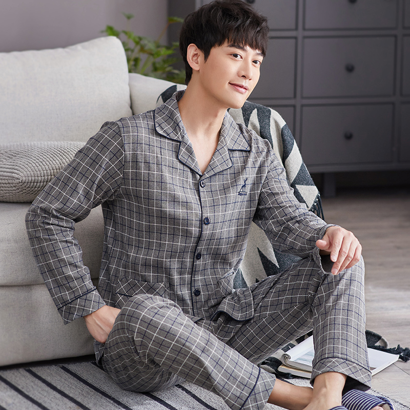 Men's Sleepwear Spring Cotton Men Pajamas Set Striped Pyjamas Mens Long Tops+Long Pants 2Pcs Male Leisure Nightwear, Lwn9906
Men's Sleepwear Spring Cotton Men Pajamas Set Striped Pyjamas Mens Long Tops+Long Pants 2Pcs Male Leisure Nightwear, Lwn9906