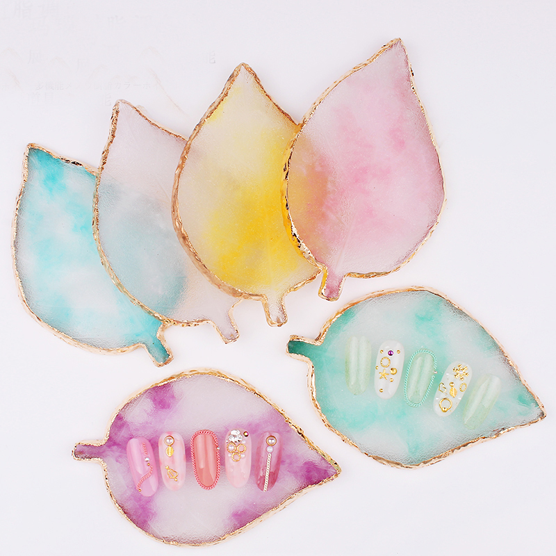 1PCS Nail Art Color Palette Drawing Color Paint Palette For Nails Resin/Agate Gel Polish Holder 13 Colors Nail Art Equipment Y3
1PCS Nail Art Color Palette Drawing Color Paint Palette For Nails Resin/Agate Gel Polish Holder 13 Colors Nail Art Equipment Y3