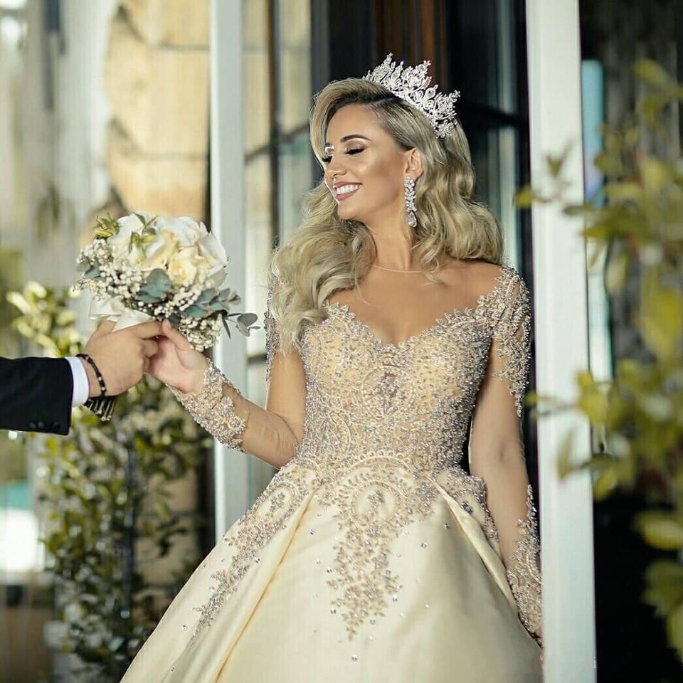 Plus Arabic Dubai Size Wedding Dresses Sheer Neck Long Sleeve Cathedral Train Illusion Crystal Beads Bridal Gowns Vestidos De Novia