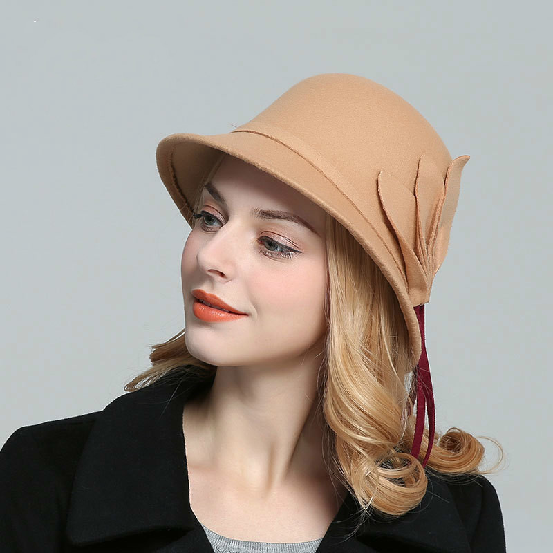 2020 Autumn Winter Ladies Felt Hat British Style Warm Imitation Wool High Quality Fashion Solid Color Adjustable Leaf Flower Cap, Black
2020 Autumn Winter Ladies Felt Hat British Style Warm Imitation Wool High Quality Fashion Solid Color Adjustable Leaf Flower Cap, Black