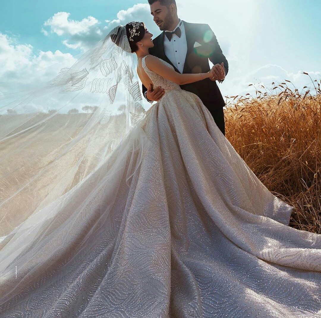 V Neck Wedding Dresses A Line Sequins Beaded Wedding Dress Custom Made Sweep Train Vestidos De Novia