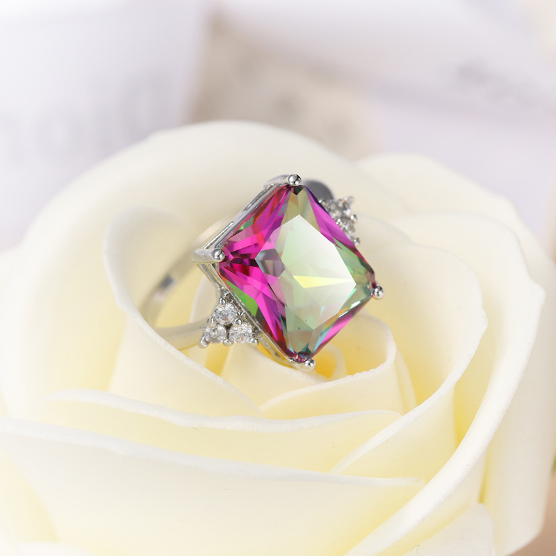 Colorful Zircon Wedding Ring Square Crystal White Filled Engagement Nobility Jewelry Unique Luxury Design For Woman Bridesmaid
Colorful Zircon Wedding Ring Square Crystal White Filled Engagement Nobility Jewelry Unique Luxury Design For Woman Bridesmaid