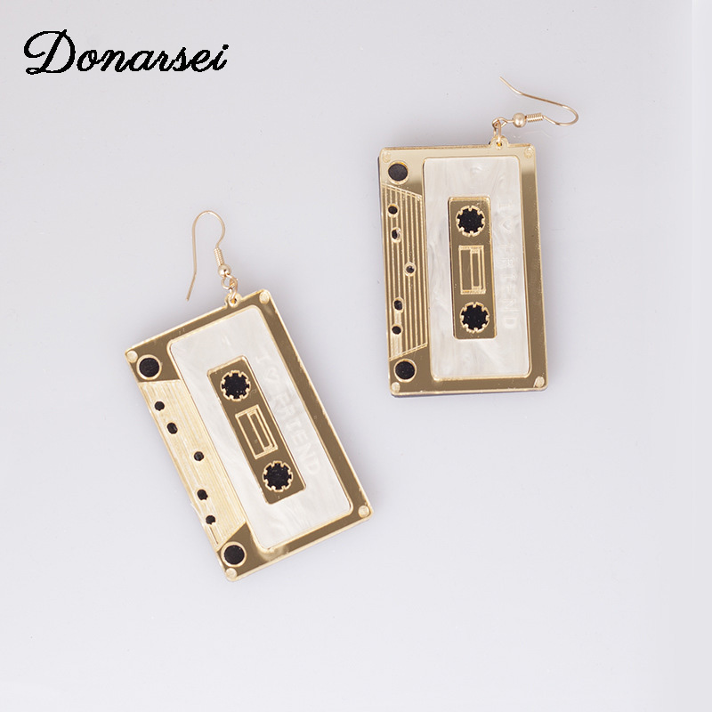 Donarsei Vintage Tape Acrylic Earrings For Women Simple Geometric Square Acetate Tape Drop Earrings Party
Donarsei Vintage Tape Acrylic Earrings For Women Simple Geometric Square Acetate Tape Drop Earrings Party