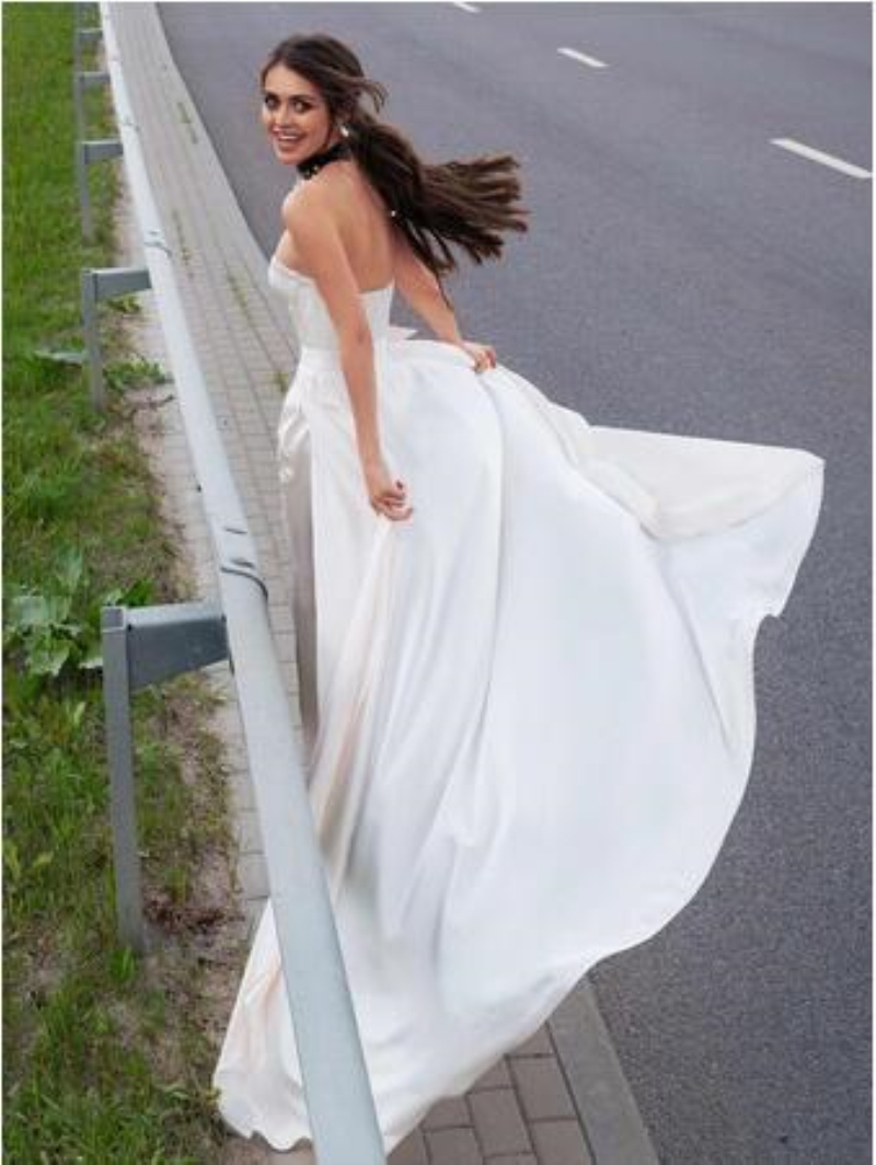 Elegant Outdoor Jumpsuit Wedding Dresses With Detachable Train 2021 Simple Satin Sweetheart Strapless Country Bridal Gowns Vestido De Novia