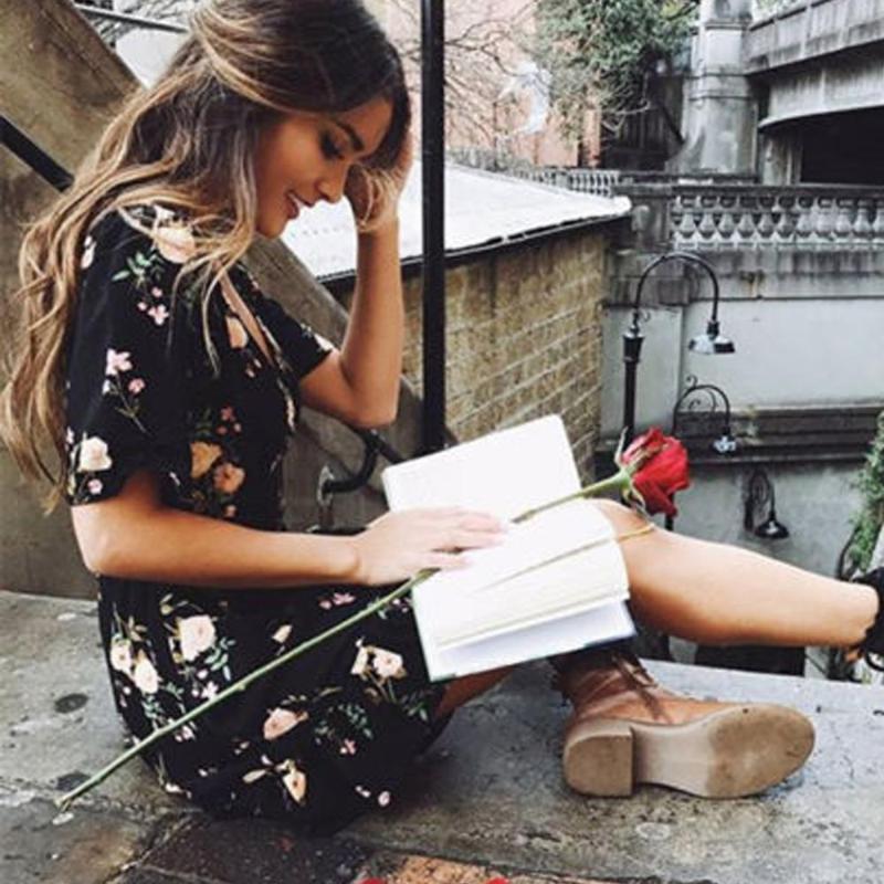Women' Elegant Beautiful Dress Short Sleeve Wrap Boho Floral Mini Dress Ladies Summer Sundress Holiday
Women' Elegant Beautiful Dress Short Sleeve Wrap Boho Floral Mini Dress Ladies Summer Sundress Holiday