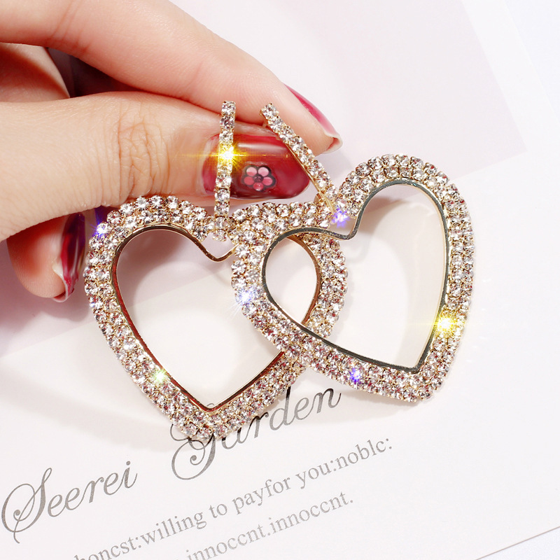 New Fashion Women's Large Heart Drop Earrings Wedding Party Statement Jewelry Ladies Rhinestone Crystal Dangle Earring For Women
New Fashion Women's Large Heart Drop Earrings Wedding Party Statement Jewelry Ladies Rhinestone Crystal Dangle Earring For Women