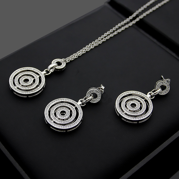Europe America Style Lady Women Titanium Steel Tassels Engraved B Initials 3 Circle Full Diamond Stud Earrings 2 Color