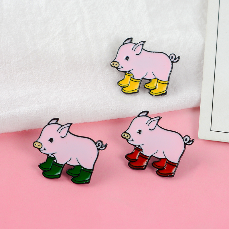 Super Lovely Baby Pig ! Three Color Cartoon Animal Pink Grunt Pig In Rain Boots Galoshes Hard Enamel Brooches Pins For Gifts
Super Lovely Baby Pig ! Three Color Cartoon Animal Pink Grunt Pig In Rain Boots Galoshes Hard Enamel Brooches Pins For Gifts