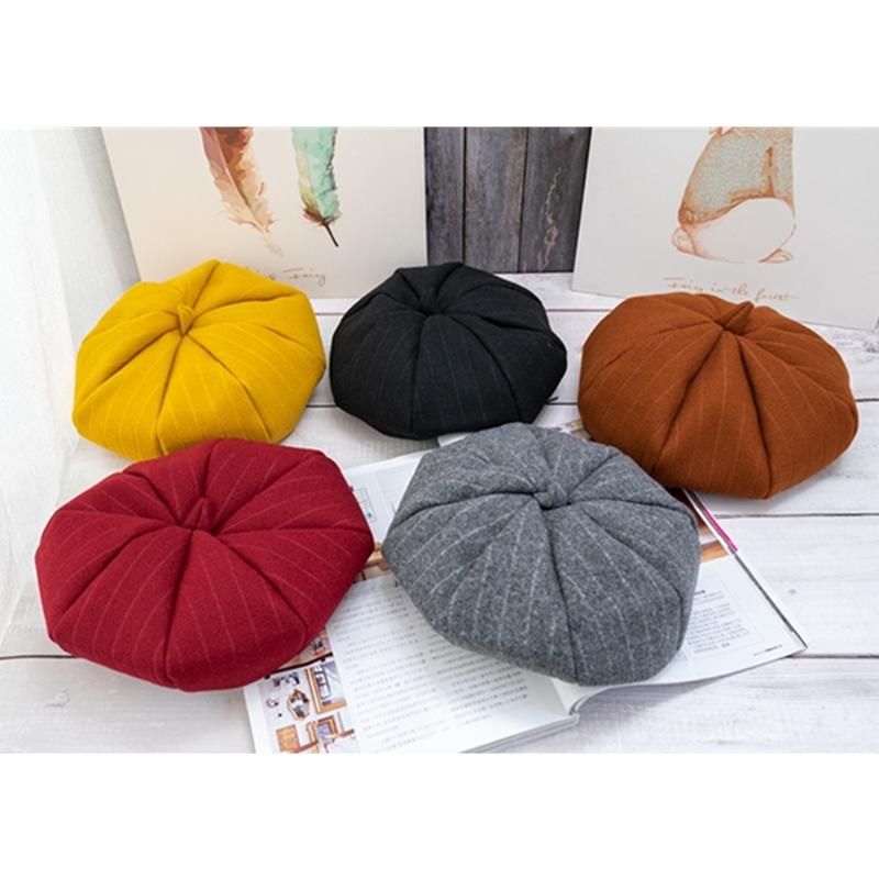 Autumn and winter solid color beret women woolen warm painter hat newsboy hat British retro
Autumn and winter solid color beret women woolen warm painter hat newsboy hat British retro