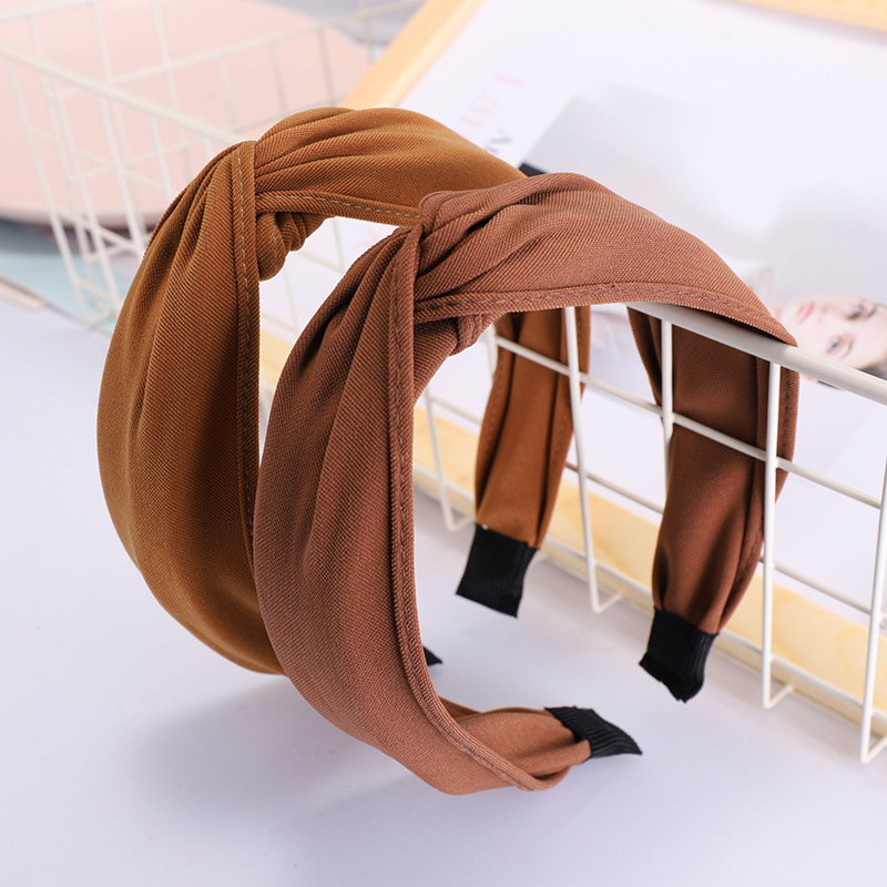 Solid Color Cloth Cross Hairband Twisted Headband Turban for Women Lady Wide Hair Hoop Bezel Hair Bands Accessories
Solid Color Cloth Cross Hairband Twisted Headband Turban for Women Lady Wide Hair Hoop Bezel Hair Bands Accessories