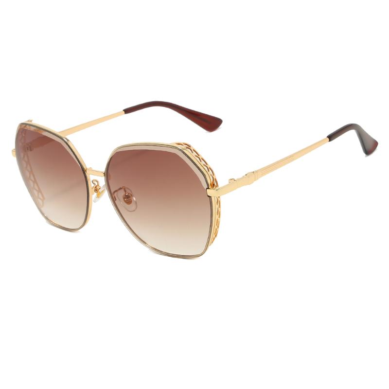 2020 new high-end European and American punk ladies fashion sunglasses polygonal edge sunglasses
2020 new high-end European and American punk ladies fashion sunglasses polygonal edge sunglasses