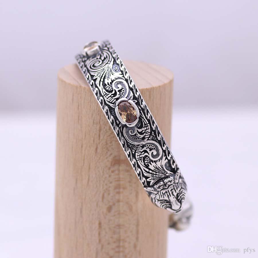 Open bracelet female S925 sterling silver tiger head bracelet retro pattern inlaid double tiger head open bracelet punk style couple, Black
Open bracelet female S925 sterling silver tiger head bracelet retro pattern inlaid double tiger head open bracelet punk style couple, Black
