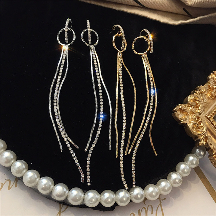 New Arrival Rhinestone Vintage Water Drop Women Dangle Earrings Character Fringed Pendant Long Earrings
New Arrival Rhinestone Vintage Water Drop Women Dangle Earrings Character Fringed Pendant Long Earrings
