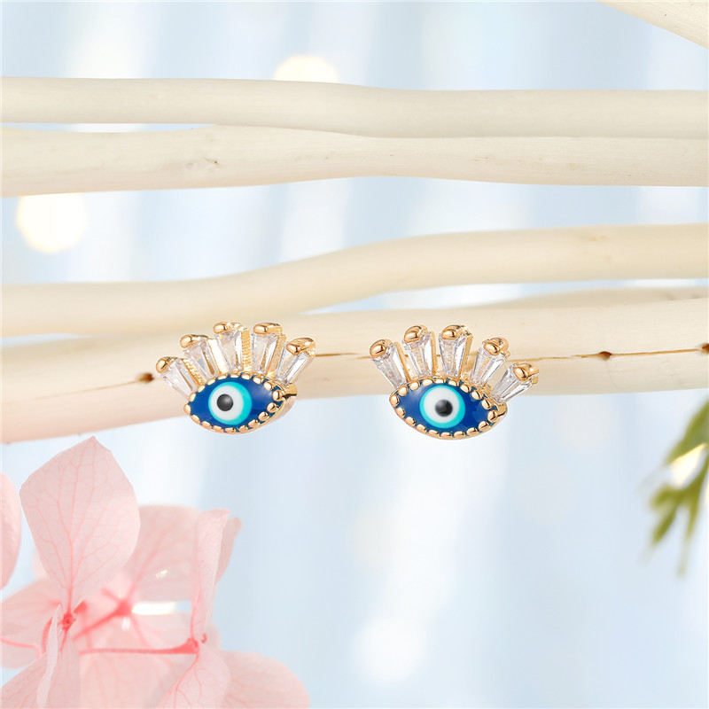 1Pair Vintage Crystal Turkish Evil Eye Stud Earrings For Women Cute Personality Rhinestone Blue Eye Small Ear Stud Jewelry Gift
1Pair Vintage Crystal Turkish Evil Eye Stud Earrings For Women Cute Personality Rhinestone Blue Eye Small Ear Stud Jewelry Gift