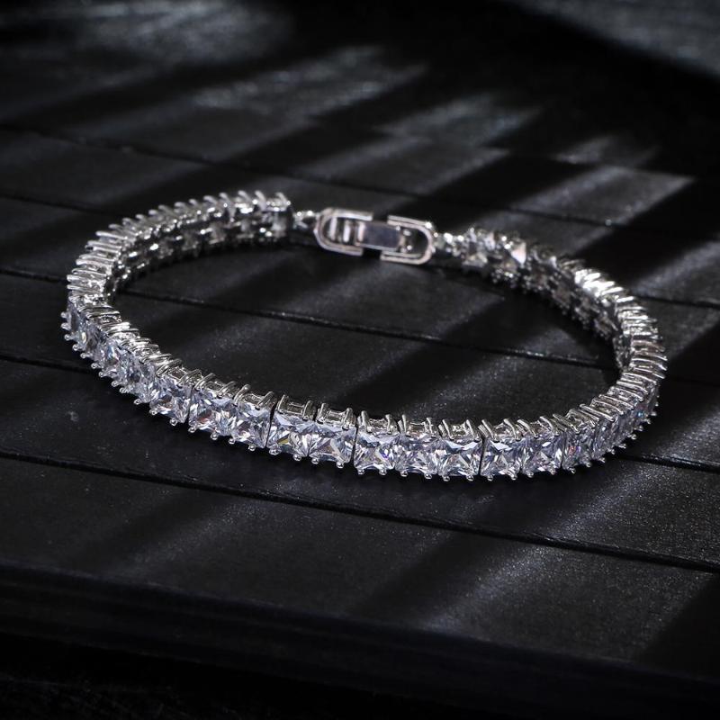 Charm Bracelets Luxury Geometric Square Bracelet Fashion Dubai Bridal Jewelry For Women Wedding Brincos Para As Mulheres S0162
Charm Bracelets Luxury Geometric Square Bracelet Fashion Dubai Bridal Jewelry For Women Wedding Brincos Para As Mulheres S0162