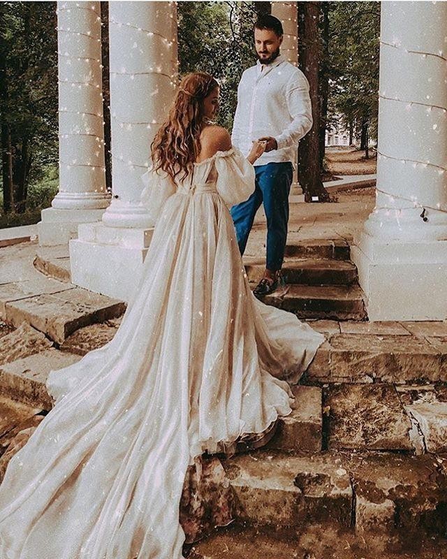 New Bohemia Cheap Sexy Country Short Sleeves Off Shoulder Ball Gown Wedding Dresses Tulle Puffy Court Train Plus Size Formal Bridal Gowns