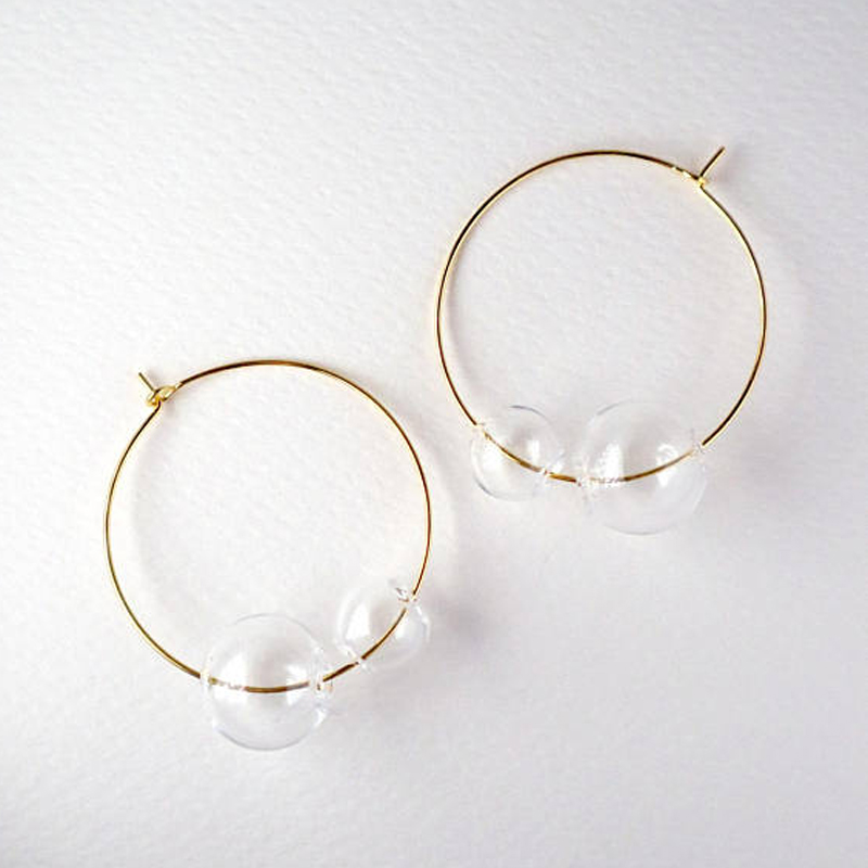 New Artsy Simple Style Gold Tone Large Glass Bubble Hoop Earrings For Women 2020 Charming Clear Double Balls Earrings Girls
New Artsy Simple Style Gold Tone Large Glass Bubble Hoop Earrings For Women 2020 Charming Clear Double Balls Earrings Girls