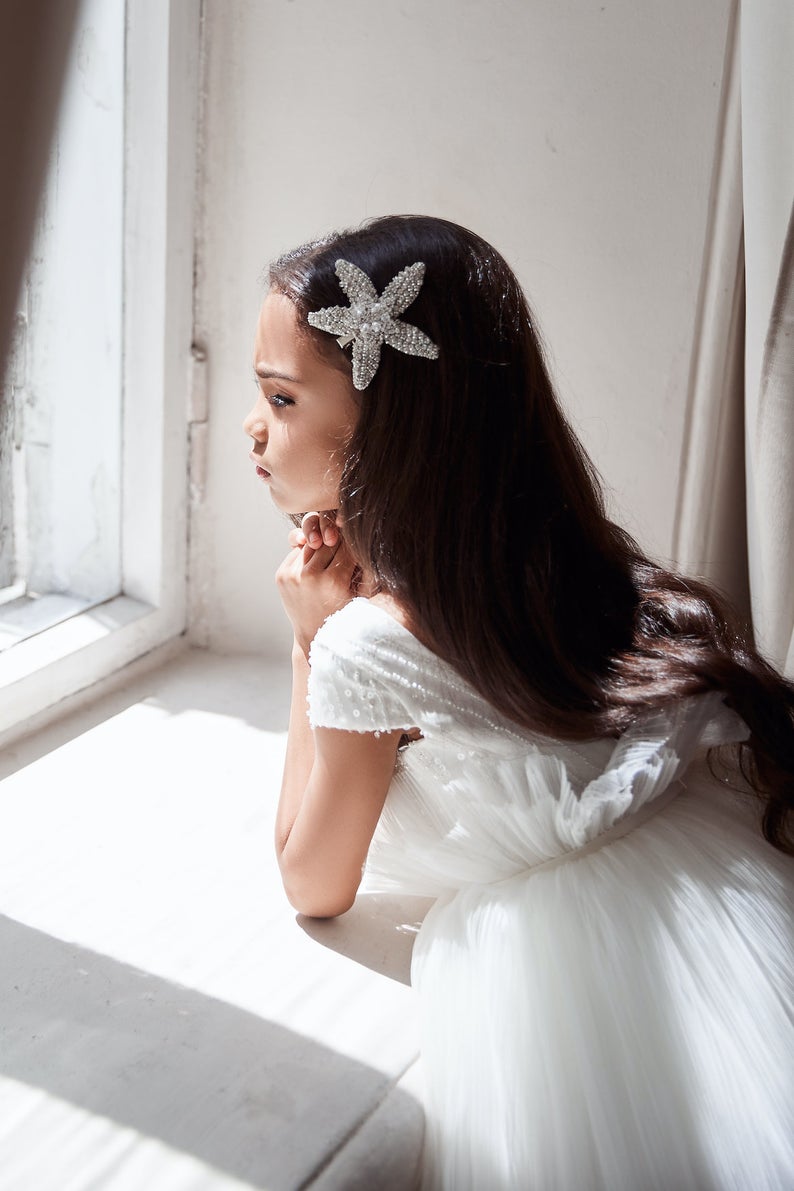 white flower girl dresses tiered skirts tulle knee length short sleeve girls pageant gowns beading pleats kids formal party dress