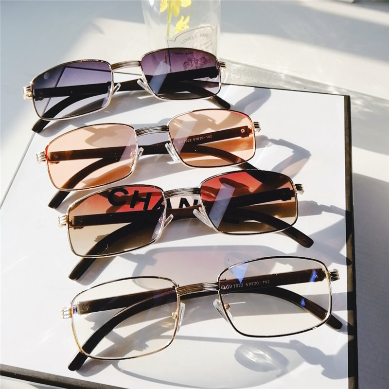 Square Steampunk Sunglasses Women New Designer Small Eyeglasses Men Vintage Sunglasses Rectangle Eyewear UV400
Square Steampunk Sunglasses Women New Designer Small Eyeglasses Men Vintage Sunglasses Rectangle Eyewear UV400