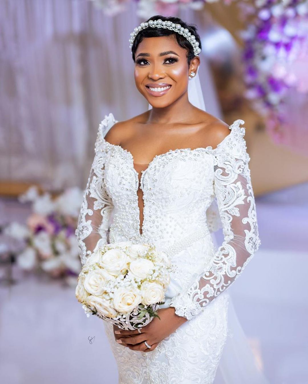 2020 Plus Size Arabic Aso Ebi Luxurious Crystals Lace Wedding Dresses Mermaid Long Sleeves Bridal Dresses Vintage Wedding Gowns ZJ954