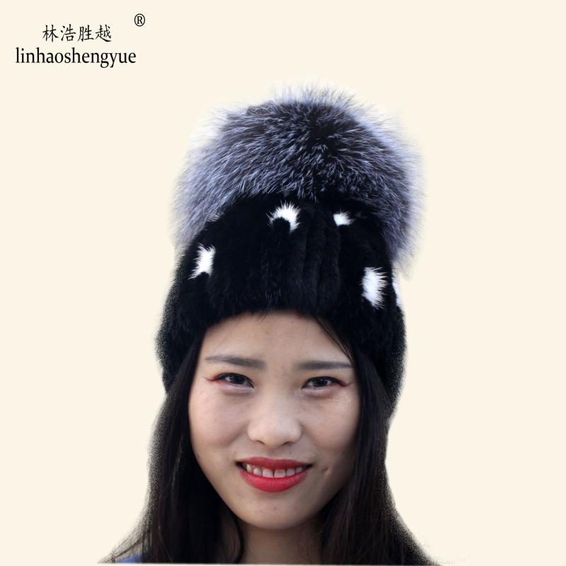 linhaoshengyue Thicken warm fashion real fur mink and real hat with ball women cap, Blue and black
linhaoshengyue Thicken warm fashion real fur mink and real hat with ball women cap, Blue and black