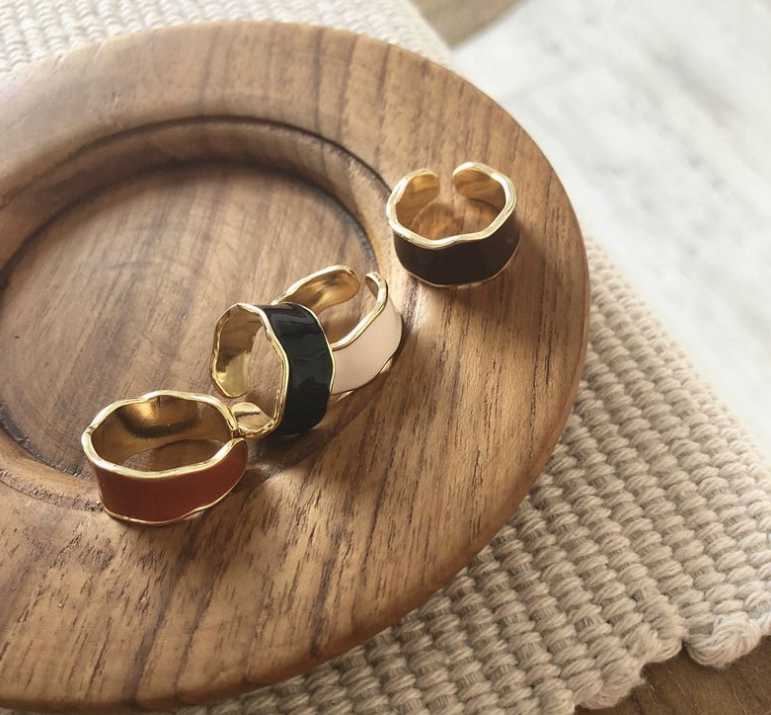 Colorful Irregular Wave Enamel Glaze Metal Opening Ring for Women Girls Party Adjustable Wedding Simple Retro Jewelry
Colorful Irregular Wave Enamel Glaze Metal Opening Ring for Women Girls Party Adjustable Wedding Simple Retro Jewelry