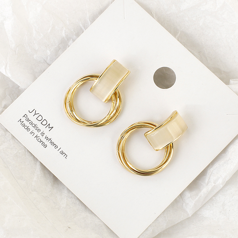 AENSOA 2020 Japan New Vintage Opal Stone Cute Small Earrings For Women Fashion Temperament Gold Color Round Earrings Brincos
AENSOA 2020 Japan New Vintage Opal Stone Cute Small Earrings For Women Fashion Temperament Gold Color Round Earrings Brincos