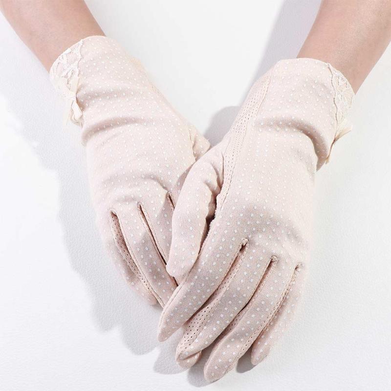 1 Pair Women Sunscreen Gloves Lady Stretch Touch Screen Anti Uv Slip Resistant Driving Breathable Glove Summer Spring
1 Pair Women Sunscreen Gloves Lady Stretch Touch Screen Anti Uv Slip Resistant Driving Breathable Glove Summer Spring