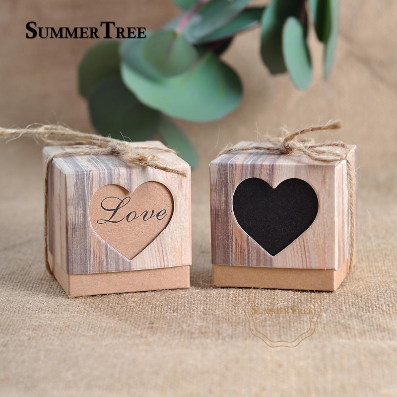 100PCS Romantic Love Heart Window Hollow Candy Box Wedding Decoration Vintage Kraft Favors Gift Boxes with Burlap Twine Chic Box
100PCS Romantic Love Heart Window Hollow Candy Box Wedding Decoration Vintage Kraft Favors Gift Boxes with Burlap Twine Chic Box