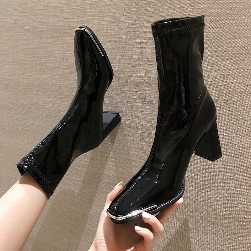 Metal decoration heels motorcycle boots women square toe winter botines japanned leather black knight botas high heels shoes2020
Metal decoration heels motorcycle boots women square toe winter botines japanned leather black knight botas high heels shoes2020