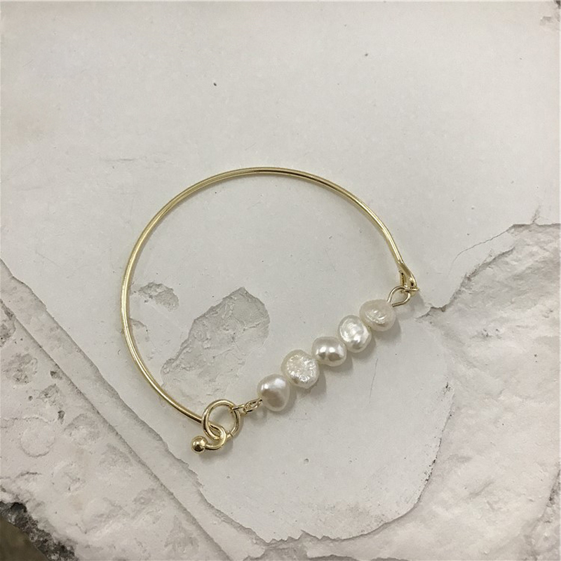 New Trendy Metal Gold Genuine Freshwater Pearl Bangle Geometric White Pearl Bangles Minimalist Bangle For Female
New Trendy Metal Gold Genuine Freshwater Pearl Bangle Geometric White Pearl Bangles Minimalist Bangle For Female