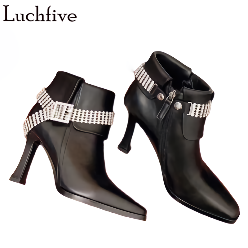 Diamond Chains Leather Boots Women Pointy Toe Ladies Shoes High Heels Ankle Boots Runway Black White Shoes Woman
Diamond Chains Leather Boots Women Pointy Toe Ladies Shoes High Heels Ankle Boots Runway Black White Shoes Woman