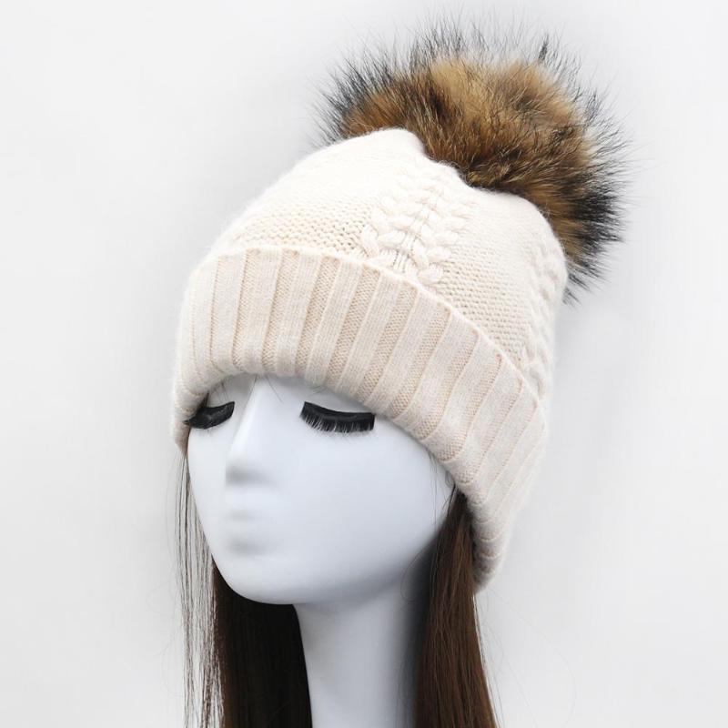 2020 Winter fashion Beanie Hat Matching knitted Fur Pompom Hat warm casual gorro inverno Custom Wholesale Fur Pom Cap
2020 Winter fashion Beanie Hat Matching knitted Fur Pompom Hat warm casual gorro inverno Custom Wholesale Fur Pom Cap