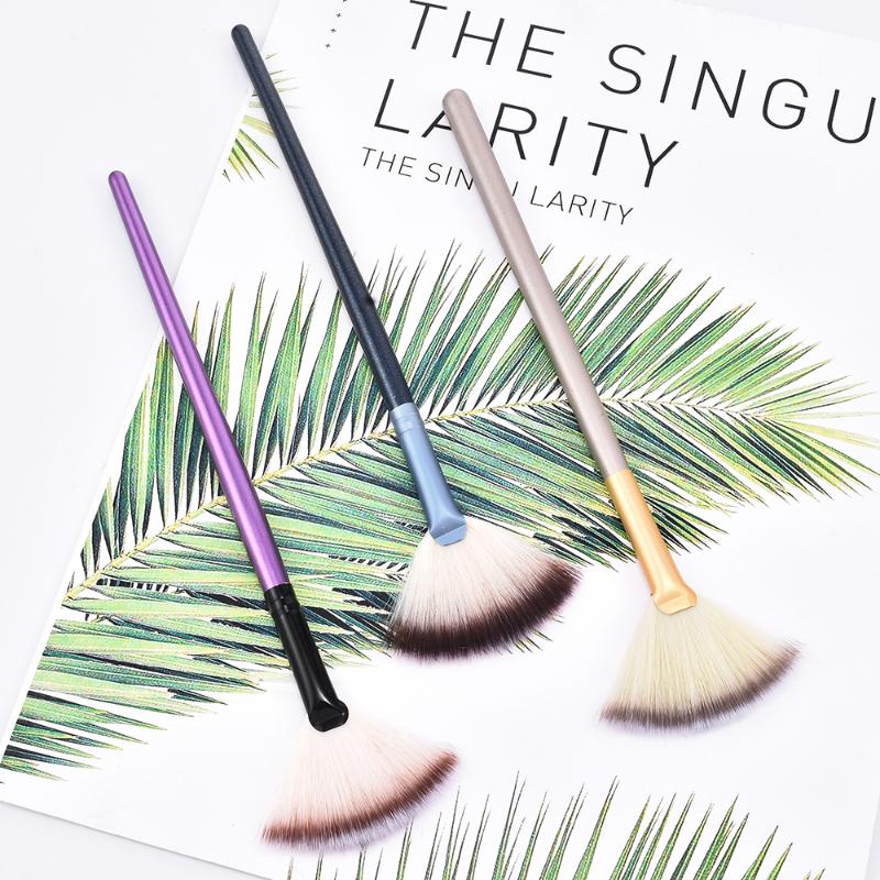 1PCS Soft Makeup Large Fan Brush Foundation Blush Blusher Powder Highlighter Brush Powder Brushes Cosmetic Brushes
1PCS Soft Makeup Large Fan Brush Foundation Blush Blusher Powder Highlighter Brush Powder Brushes Cosmetic Brushes