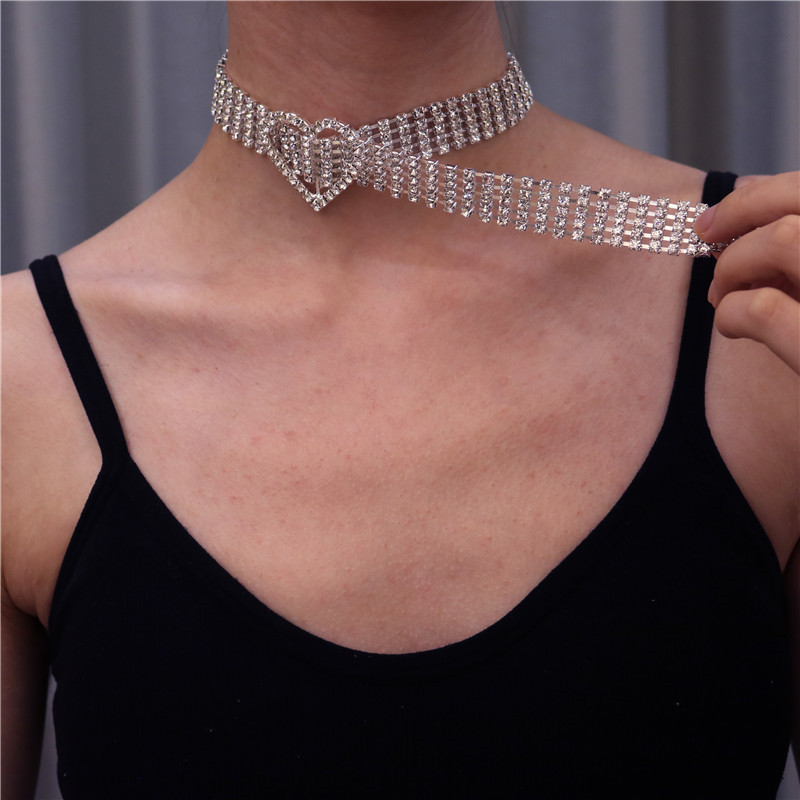 Fashion Full Rhinestone Peach Heart Round Choker Necklaces for Women Bijoux Shiny Crystal Button Necklaces Statement Jewelry
Fashion Full Rhinestone Peach Heart Round Choker Necklaces for Women Bijoux Shiny Crystal Button Necklaces Statement Jewelry