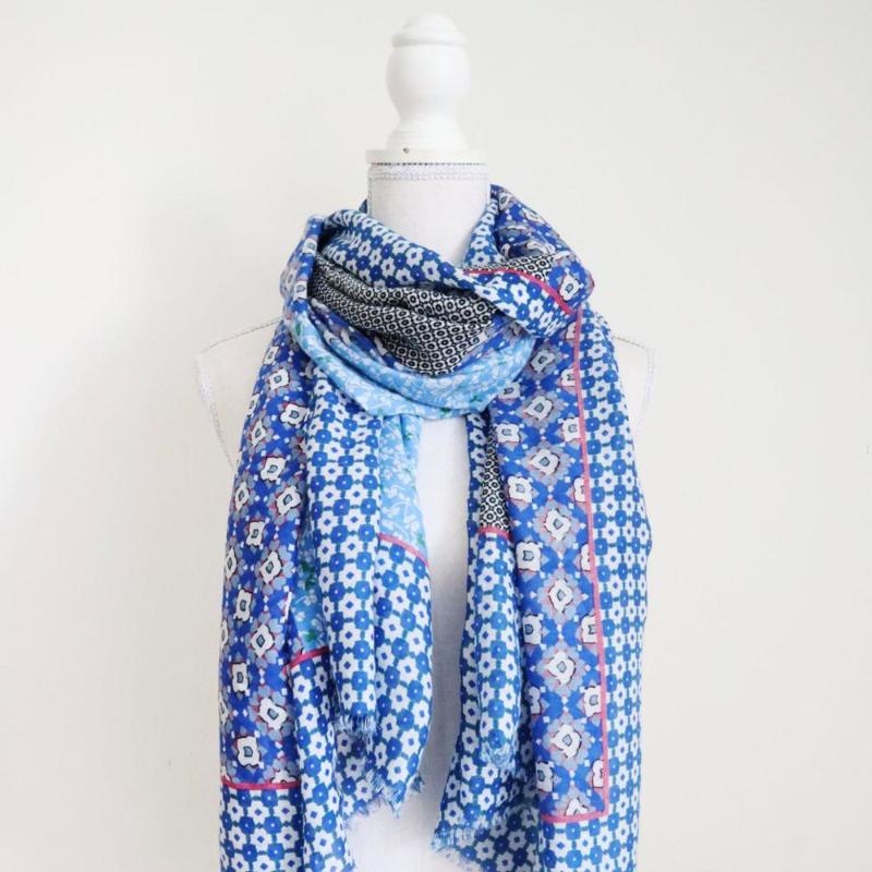 2020 New Cotton Small Flower Print Fringe Scarves Shawls Long Floral Print Beach Scarf Hijab Wrap10pcs/LOT Wholesale, Blue;gray
2020 New Cotton Small Flower Print Fringe Scarves Shawls Long Floral Print Beach Scarf Hijab Wrap10pcs/LOT Wholesale, Blue;gray