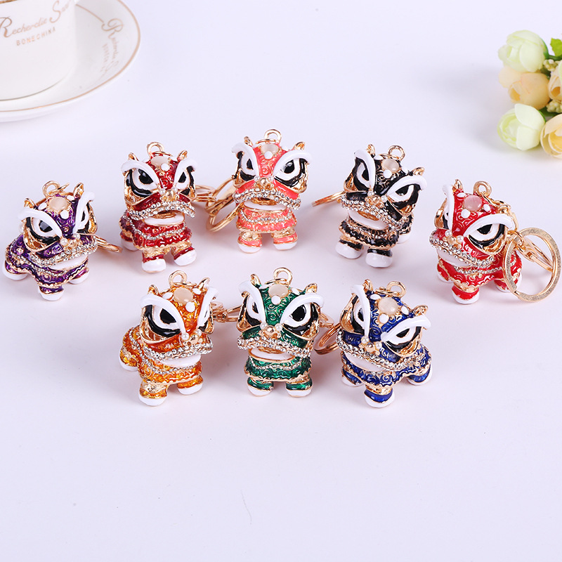 Party Favor 50pcs Chinese Lion Dance Style Alloy Keychain Key Ring Crystal Ornaments Wholesale Gift Wedding WB1438
Party Favor 50pcs Chinese Lion Dance Style Alloy Keychain Key Ring Crystal Ornaments Wholesale Gift Wedding WB1438