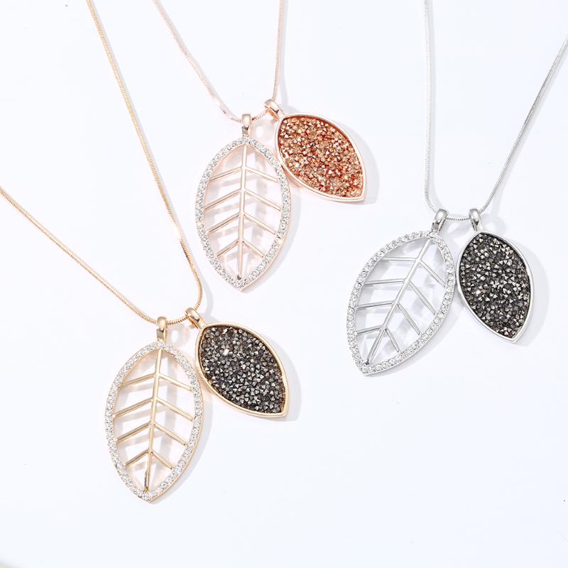 Fashion Double Layer Crystal Hollow Leaves Pendant Necklaces for Women Gold Slivery Snake Chain Long Necklace Statement Jewelry
Fashion Double Layer Crystal Hollow Leaves Pendant Necklaces for Women Gold Slivery Snake Chain Long Necklace Statement Jewelry