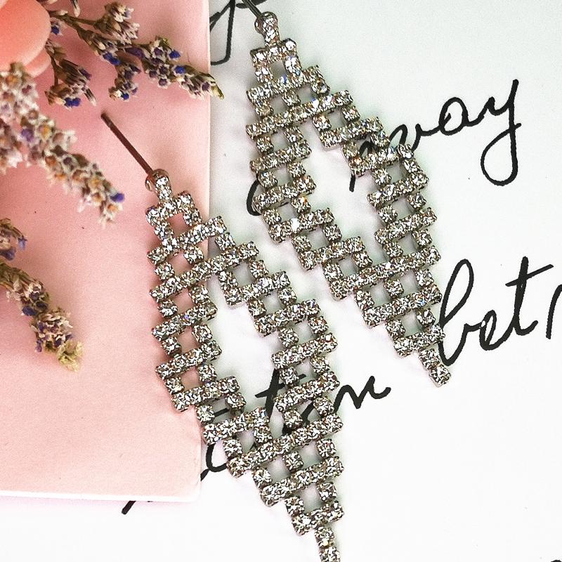 unusual ear line piercing endientes lores chain 2020 New Stud earings fashion jewelry Stone earrings to Korea stone 
unusual ear line piercing endientes lores chain 2020 New Stud earings fashion jewelry Stone earrings to Korea stone