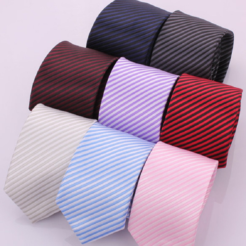 High Quality 2020 New Designers Brand Fashion Work Formal Suit 7cm Tie for Men Narrow Stripe Necktie Wedding Host with Gift Box
High Quality 2020 New Designers Brand Fashion Work Formal Suit 7cm Tie for Men Narrow Stripe Necktie Wedding Host with Gift Box