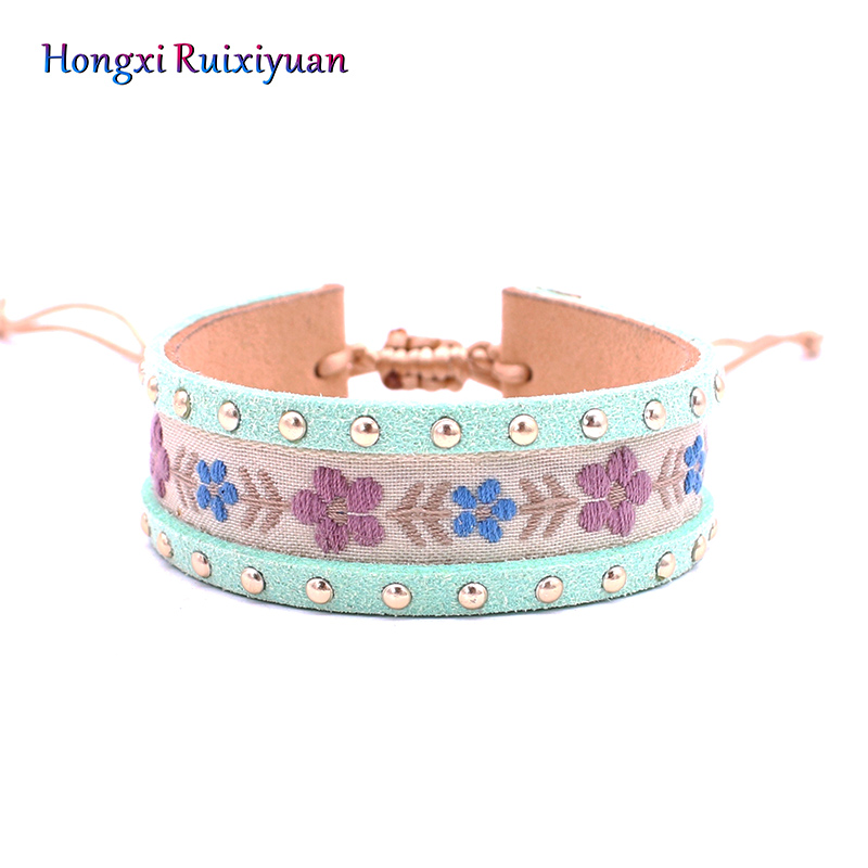Leather bracelet bohemian hand-embroidered pattern bracelets for women romantic flower leather activity knot bracelet jewelry
Leather bracelet bohemian hand-embroidered pattern bracelets for women romantic flower leather activity knot bracelet jewelry