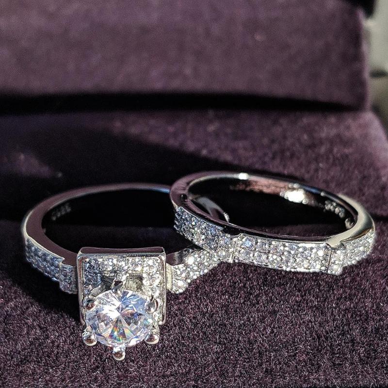 925 sterling silver luxury wedding ring set for women bride ladies engagement anniversary gift brand wholesale jewelry R5047b
925 sterling silver luxury wedding ring set for women bride ladies engagement anniversary gift brand wholesale jewelry R5047b