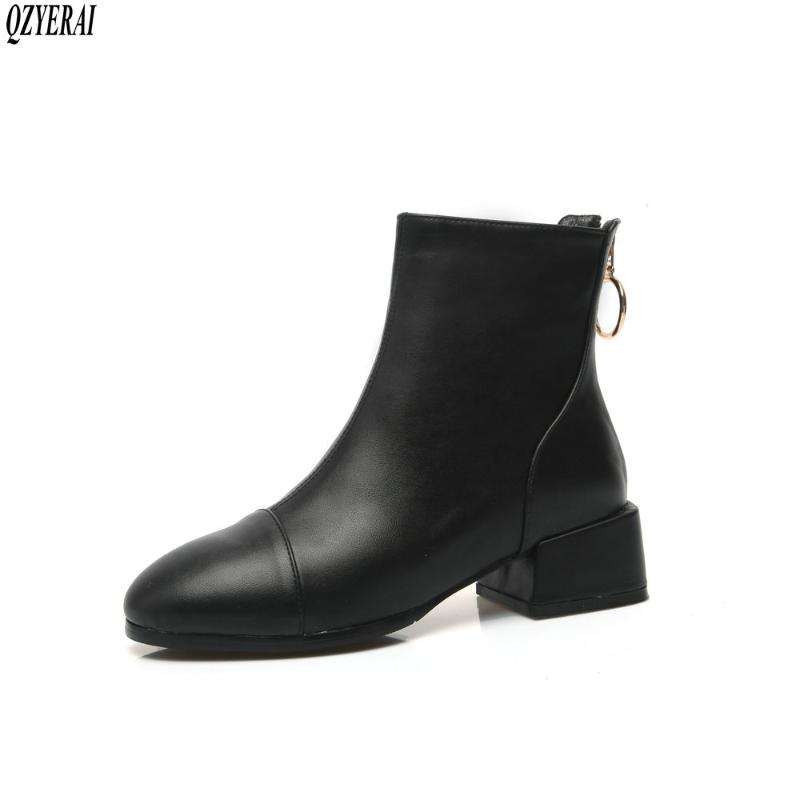QZYERAI New winter ankle Women boots fashion Female boots keep warm snow Women shoes Size 34-43, Black
QZYERAI New winter ankle Women boots fashion Female boots keep warm snow Women shoes Size 34-43, Black