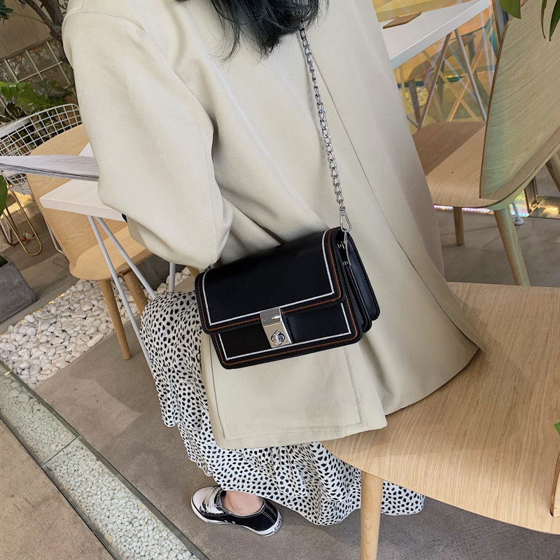 New 2020 Korean version of the fairy ins ladies shoulder bag fashion simple female bag Messenger small square, Beige
New 2020 Korean version of the fairy ins ladies shoulder bag fashion simple female bag Messenger small square, Beige