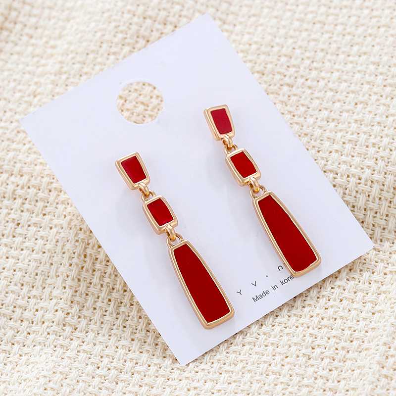 AMORCOME Classic Vintage Wine Red Long Drop Earrings Simple Geometric Bar Enamel Glaze Earrings Bridal Wedding Party Jewelry
AMORCOME Classic Vintage Wine Red Long Drop Earrings Simple Geometric Bar Enamel Glaze Earrings Bridal Wedding Party Jewelry