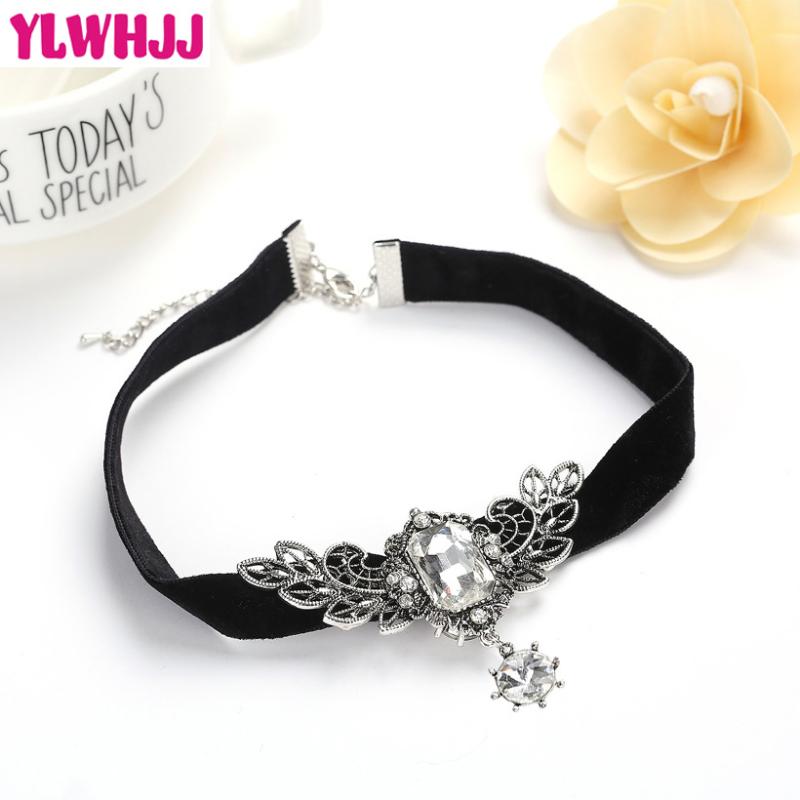 YLWHJJ new women white gem crystal wing choker necklace girls black velvet rhinestone maxi fashion hot jewelry Torques choker
YLWHJJ new women white gem crystal wing choker necklace girls black velvet rhinestone maxi fashion hot jewelry Torques choker