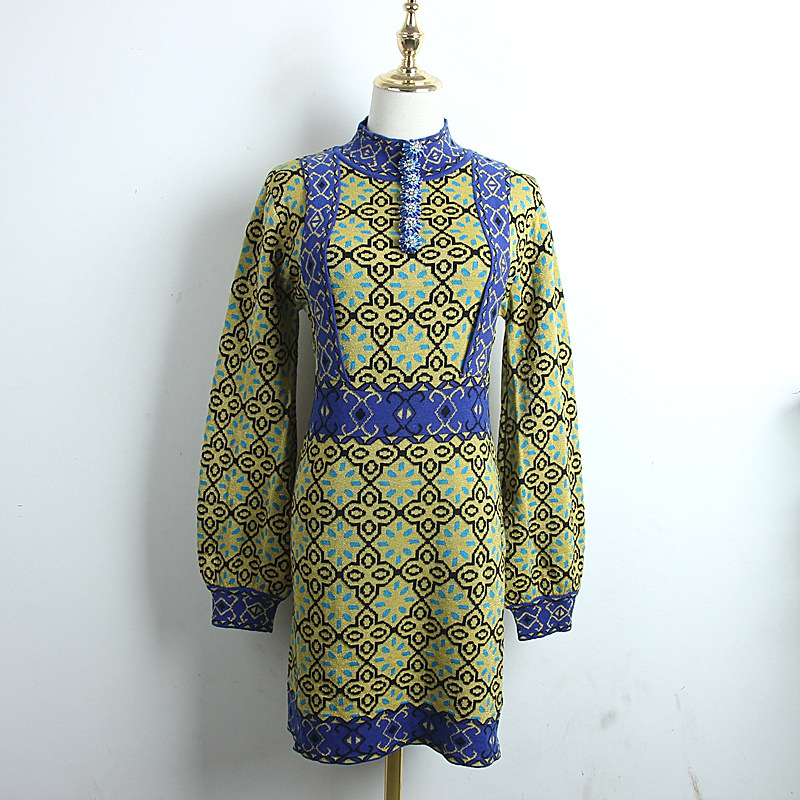 20FW Women' Hedging Knitted Skirt Autumn and Winter Style Ethnic Pattern Jacquard Diamond Button High Quality Mid-length Dress, Green 
20FW Women' Hedging Knitted Skirt Autumn and Winter Style Ethnic Pattern Jacquard Diamond Button High Quality Mid-length Dress, Green