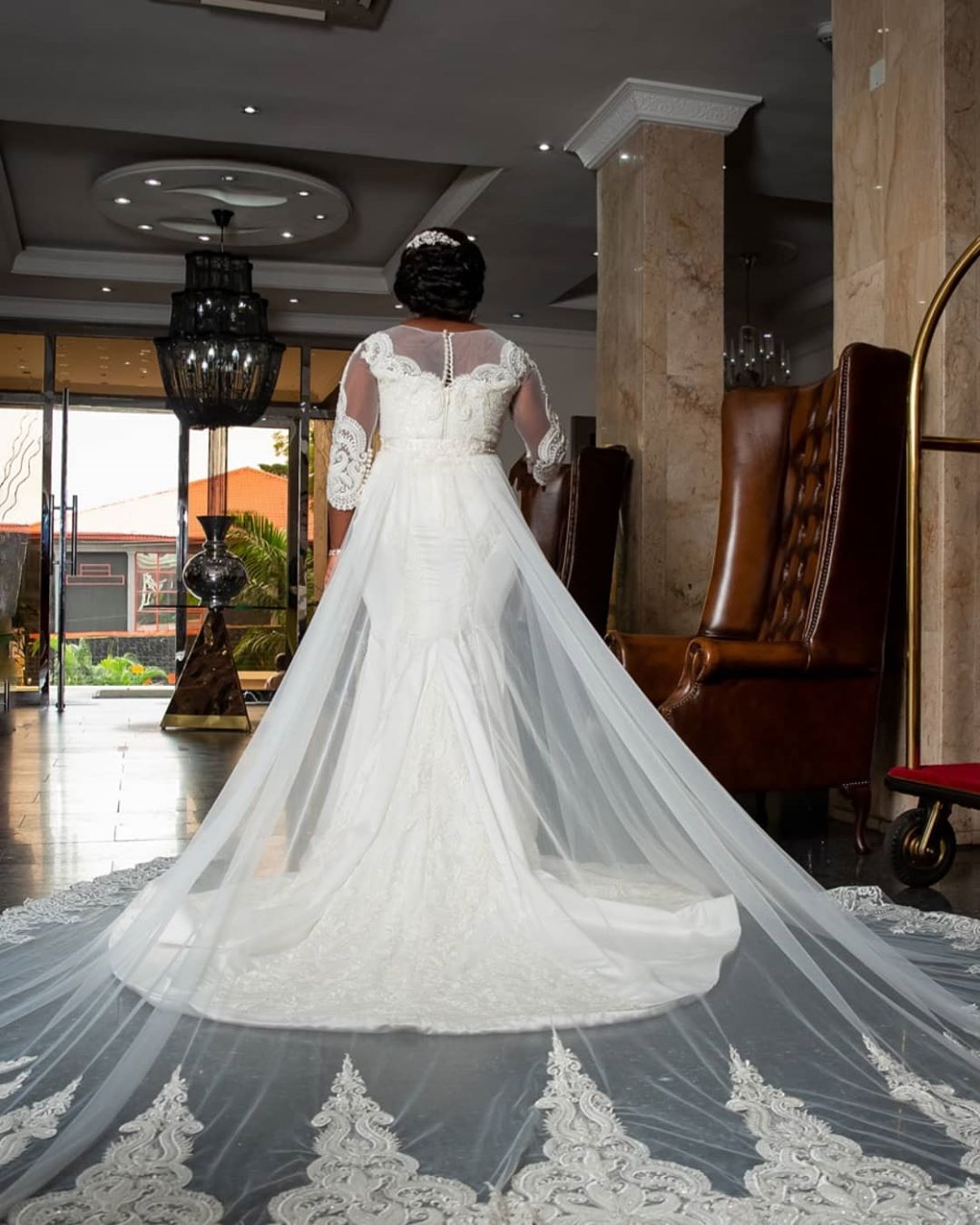 plus size arabic aso ebi beaded lace mermaid wedding dresses deep vneck bridal dresses vintage sexy wedding gowns zj953